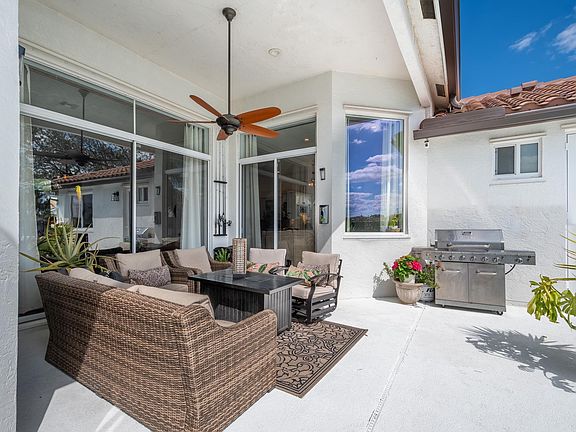 4th image of 1460 Lantana Drive