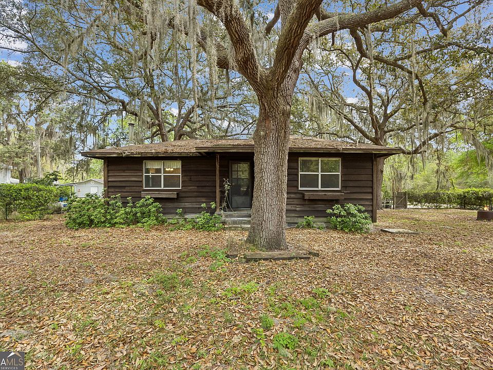 1st image of 14 Graham Ln