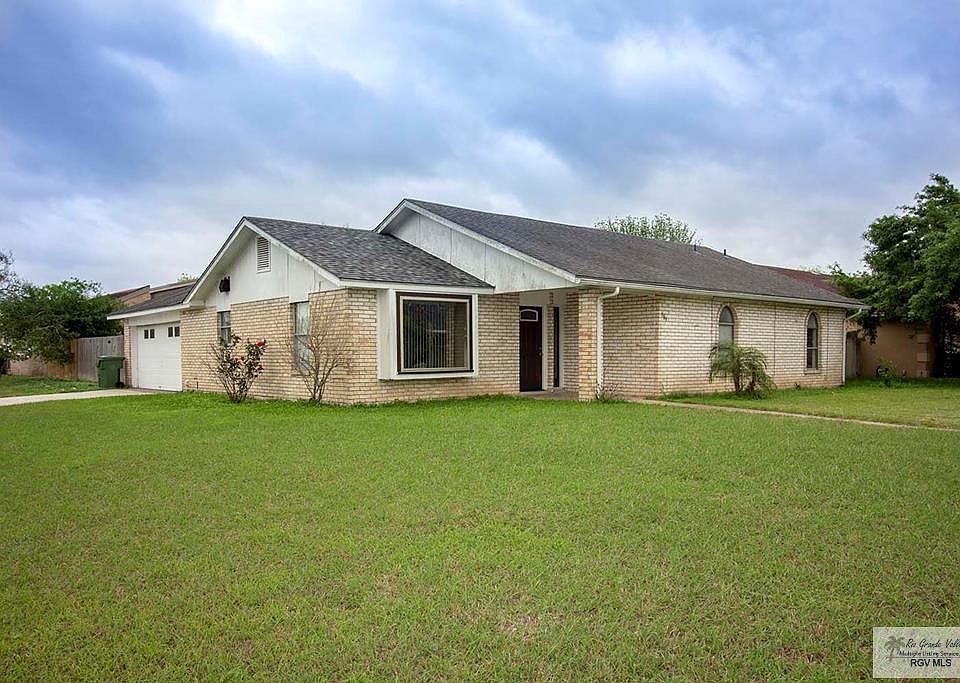 1st image of 664 Salvatierra St