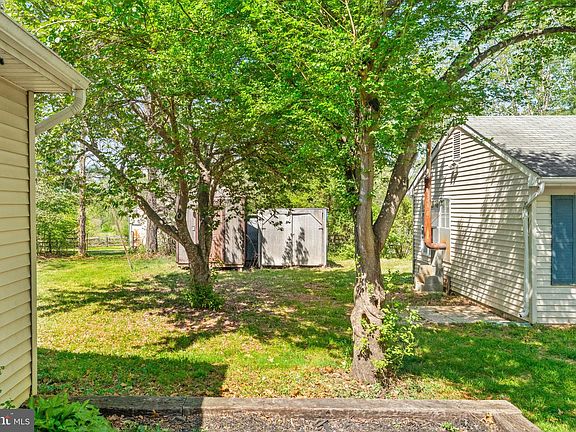 5th image of 11270 Old Stillhouse Rd