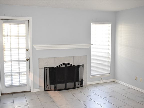 2nd image of 5981 Arapaho Rd APT 603