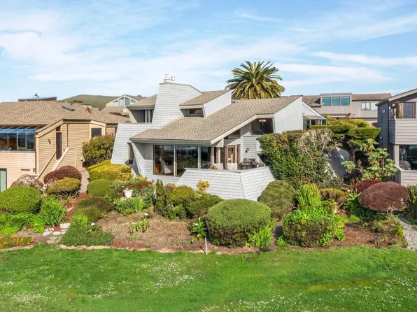 21067 Heron Drive, Bodega Bay, CA 94923