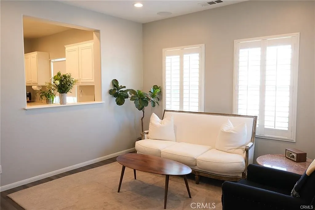 2 bed, 1293 sqft, $3,800 — Photo 4