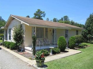 730 W Philadelphia Ave, Pinebluff, NC 28373