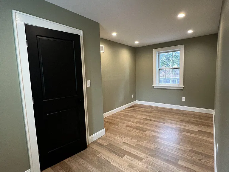 126 S Darlington St — Photo 16