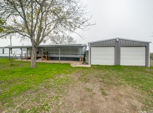 15749 Luckey Rd, Atascosa, TX 78002