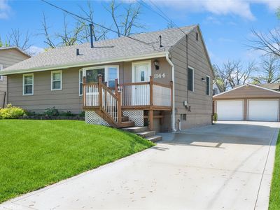 1144 Johnson St, Des Moines, IA, 50315