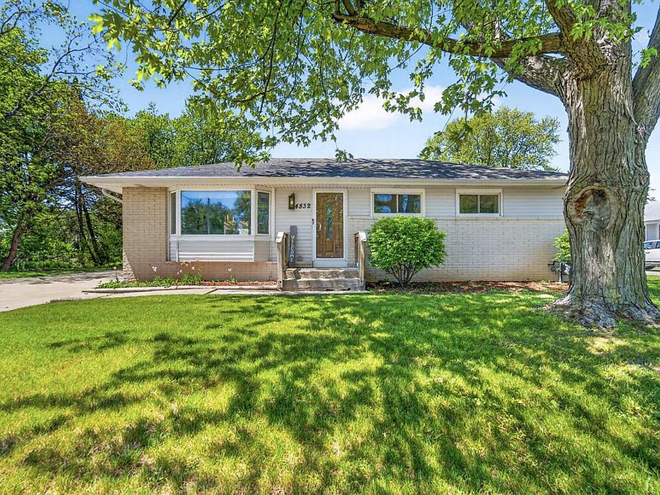 1st image of 4832 Tanglewood AVENUE