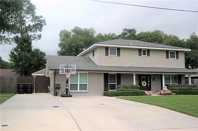 1st image of 504 Moncla Ave