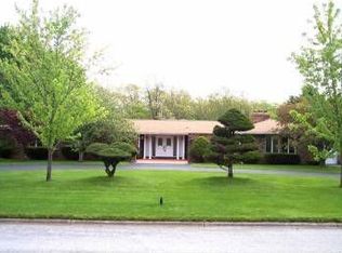 106 Wheatridge Rd, Valparaiso, IN 46385