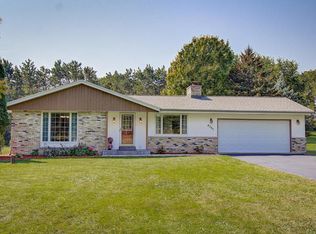 W243N4365 Swan Rd, Pewaukee, WI 53072