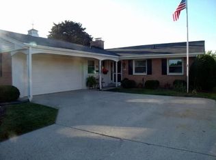 7210 W Crawford Ave, Milwaukee, WI 53220