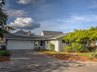 1023 NE 11th Ct, Hillsboro, OR