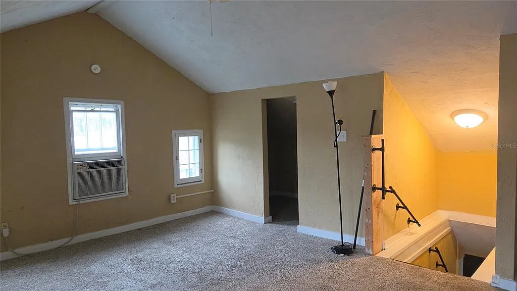 1 bed, 1.0 bath, 636 sqft, $995 — Photo 3