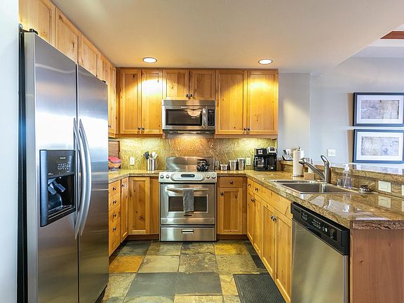 5th image of 4001 Northstar Dr Unit 203