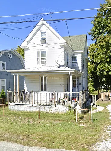 316 Howard St Photo 1