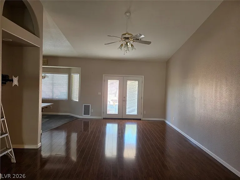 506 Melrose Heights St — Photo 25