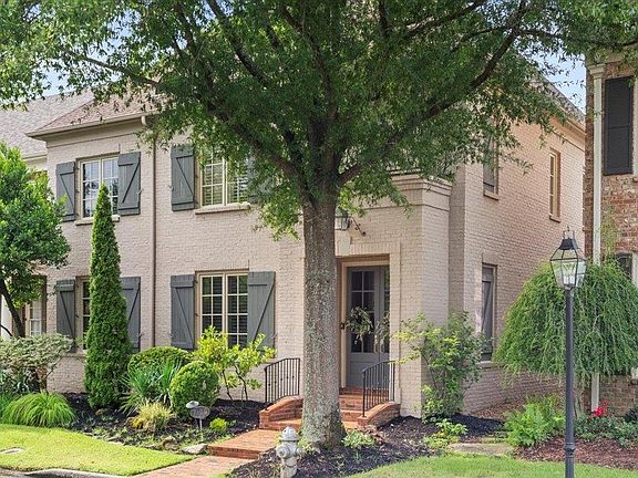 3rd image of 7155 Ainsworth Dr