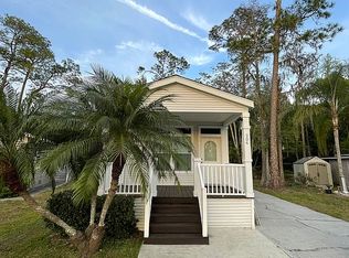 206 London Dr, Kissimmee, FL 34746