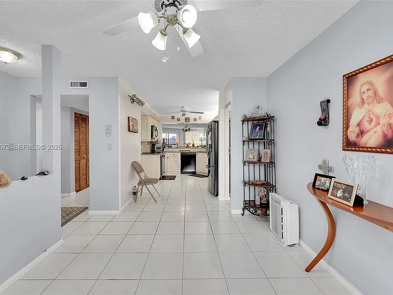 7250 Fairfax Dr #302 — Photo 17