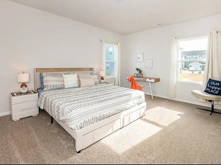 4933 Abbington Oaks Way SE — Photo 10