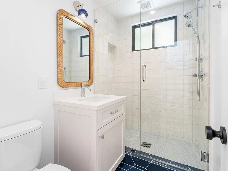 Downstairs full bathroom