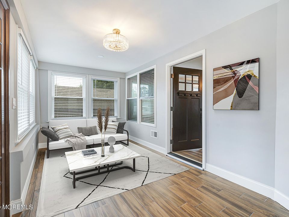 1st image of 423 New Market Road