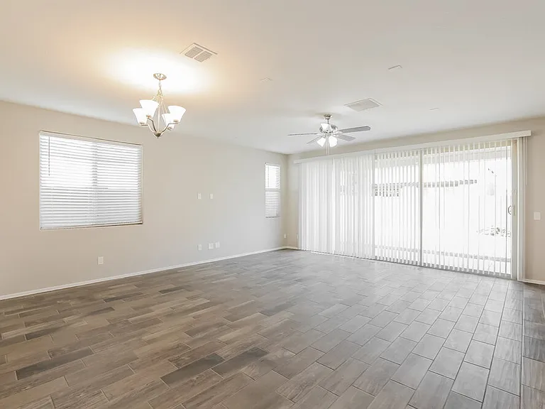 4150 W Ardmore Rd — Photo 5