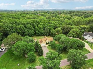 W9060 Hilltop Rd, Portage, WI 53901