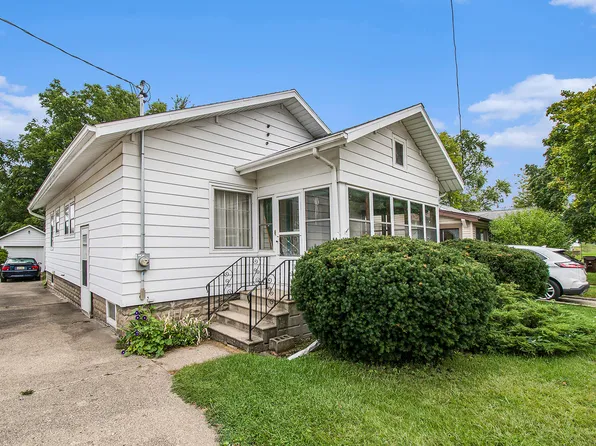 1108 E North St, Jackson, MI 49202