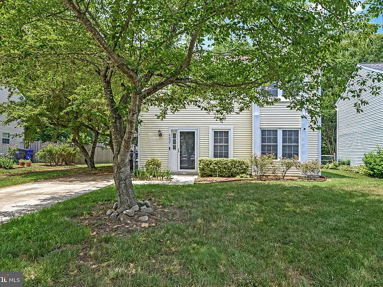 4037 Broadbill Cir — Photo 40