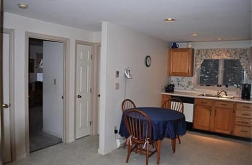 5th image of 51 Jerdens Ln
