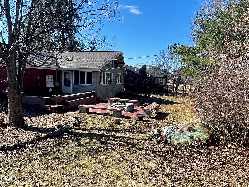 4th image of 173 Marshall Avenue