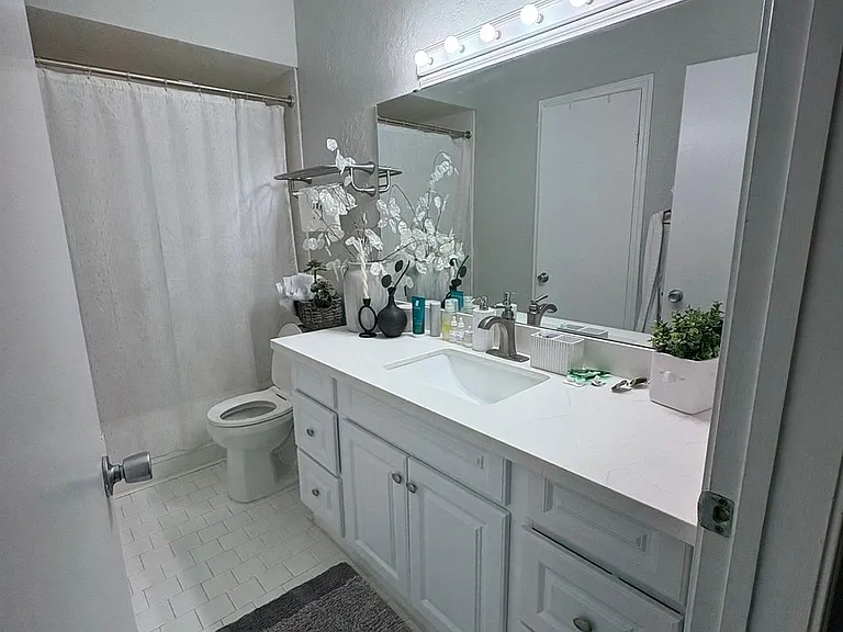 2475 Underwood St #382 — Photo 10