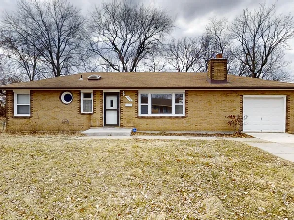 6708 N Walnut St, Gladstone, MO 64118