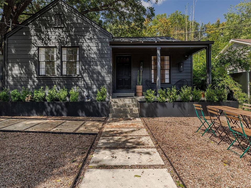 1st image of 1404 Eva St