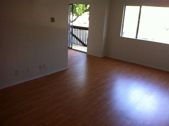3rd image of 1258 10th St APT 3