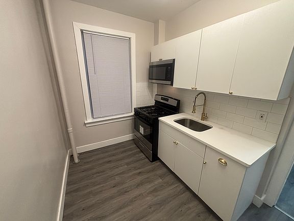 3rd image of 567 Bergen Ave #32