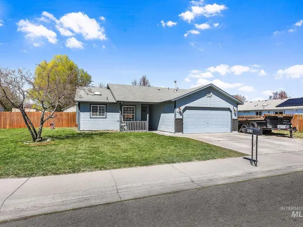 965 Partridge Dr, Mountain Home, ID 83647