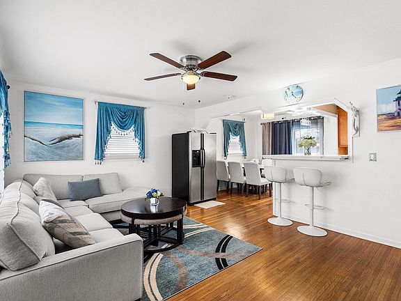 4th image of 128 Devon Rd