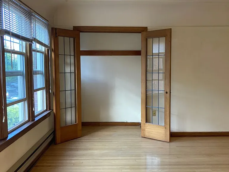The Lola Apartments — Photo 3