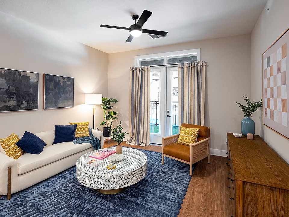 NorthPark_interior_living room LG-53_2560