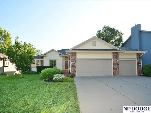 7501 S 166th St, Omaha, NE 68136