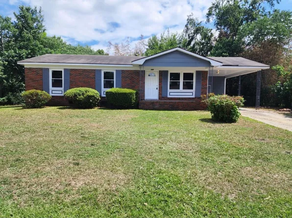 346 Tucson Dr, Fayetteville, NC 28303