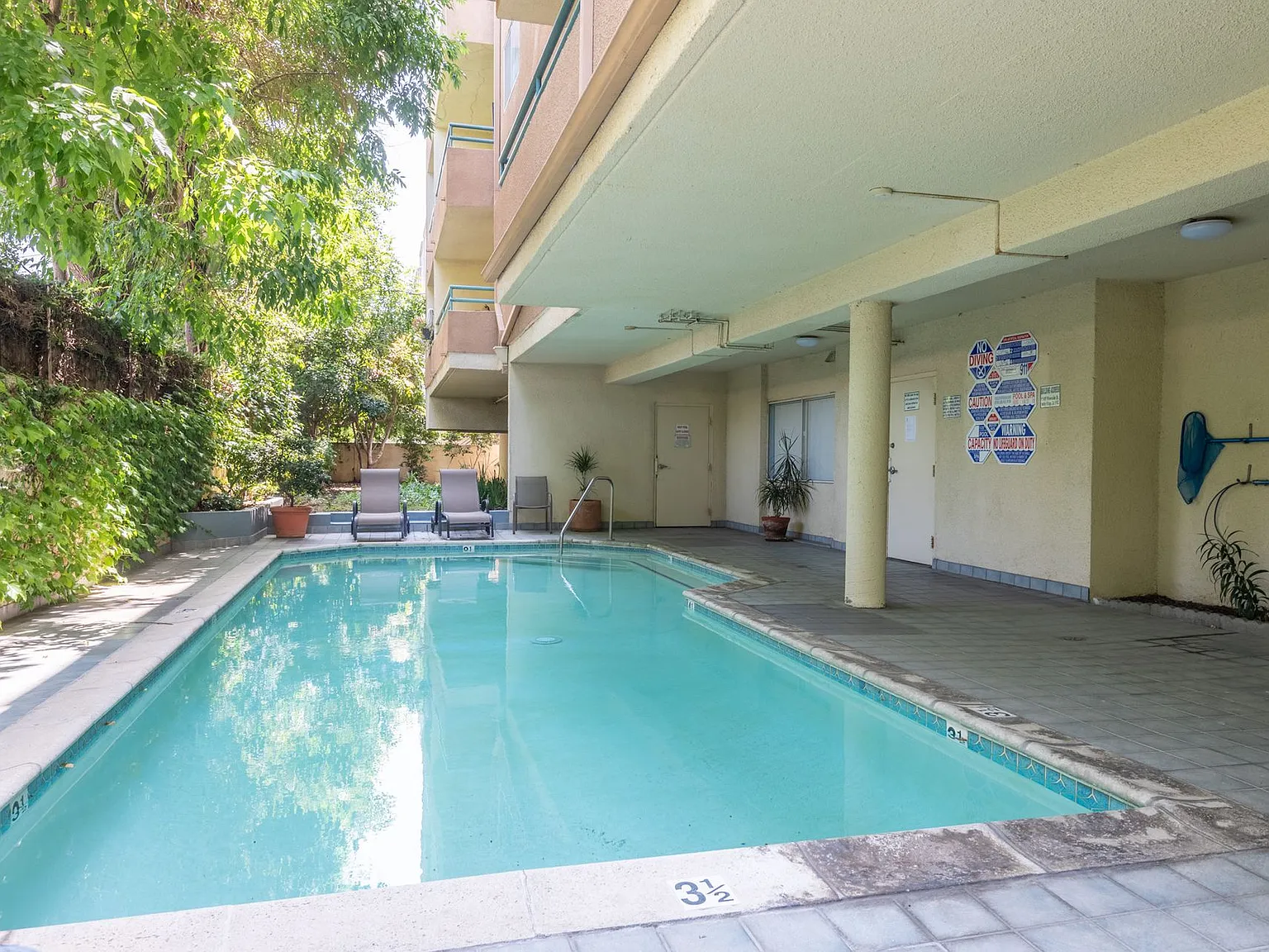 Riverside Terrace Apartments — Photo 4