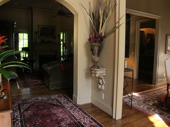 4th image of 2690 Beacon Hill Pkwy