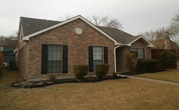 1st image of 1829 Valley Glen Ct