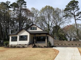 203 Willow St, Stanley, NC 28164