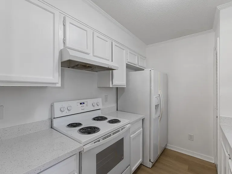 3336 Colonial Oaks Dr #1-B — Photo 9