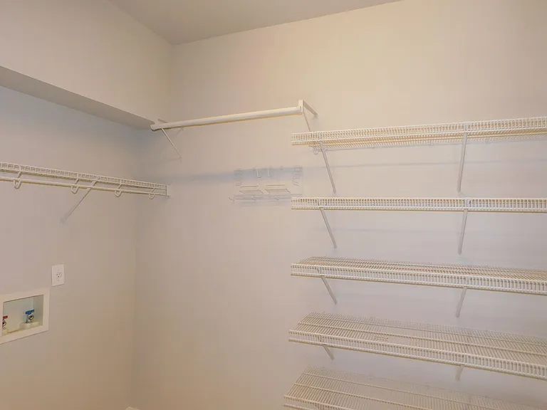 9231 Foxgrove Way — Photo 26
